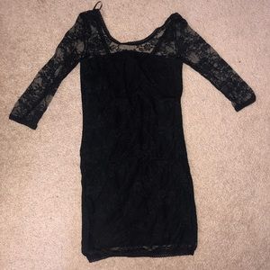 MOVING SALE! Fitted lace dress
